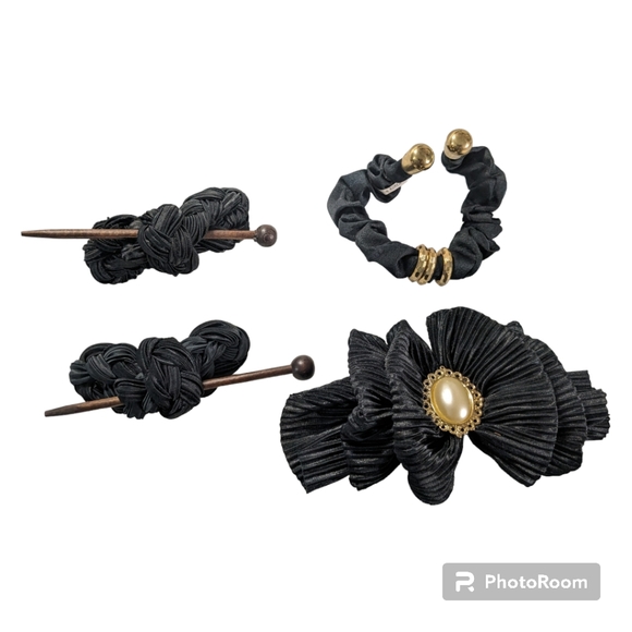 Black Hair Clips. Hair Accessories. 4 Pieces. - Picture 5 of 9